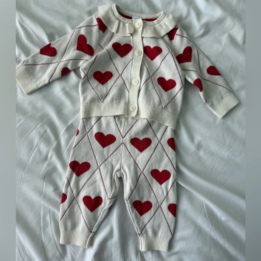 Baby Gap Knit Set 3-6 Months NWT White Red Hearts Ruffles Sweater Pants